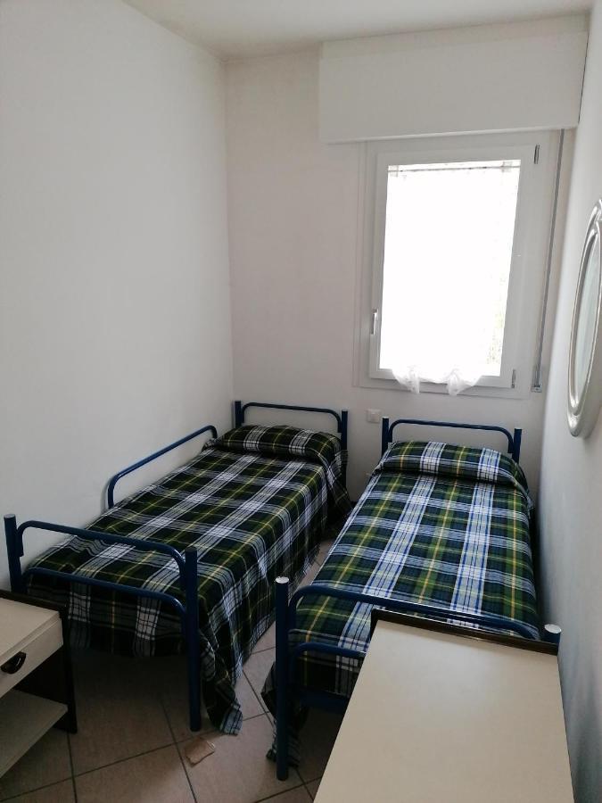 Condominio Rosa Lignano Sabbiadoro Eksteriør billede