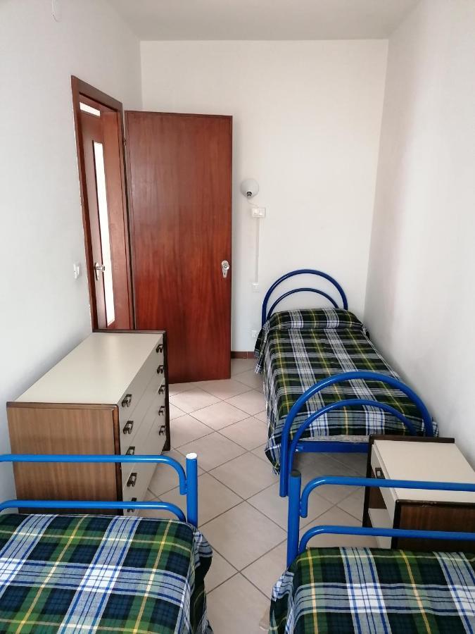 Condominio Rosa Lignano Sabbiadoro Eksteriør billede
