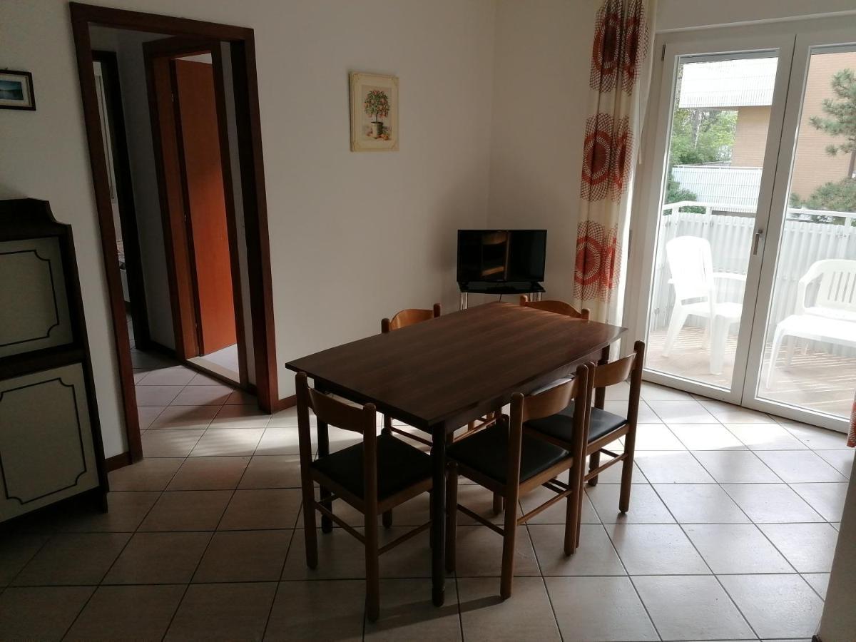 Condominio Rosa Lignano Sabbiadoro Eksteriør billede