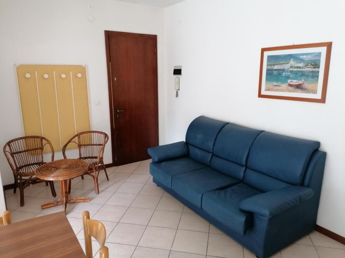 Condominio Rosa Lignano Sabbiadoro Eksteriør billede