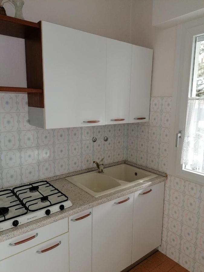 Condominio Rosa Lignano Sabbiadoro Eksteriør billede