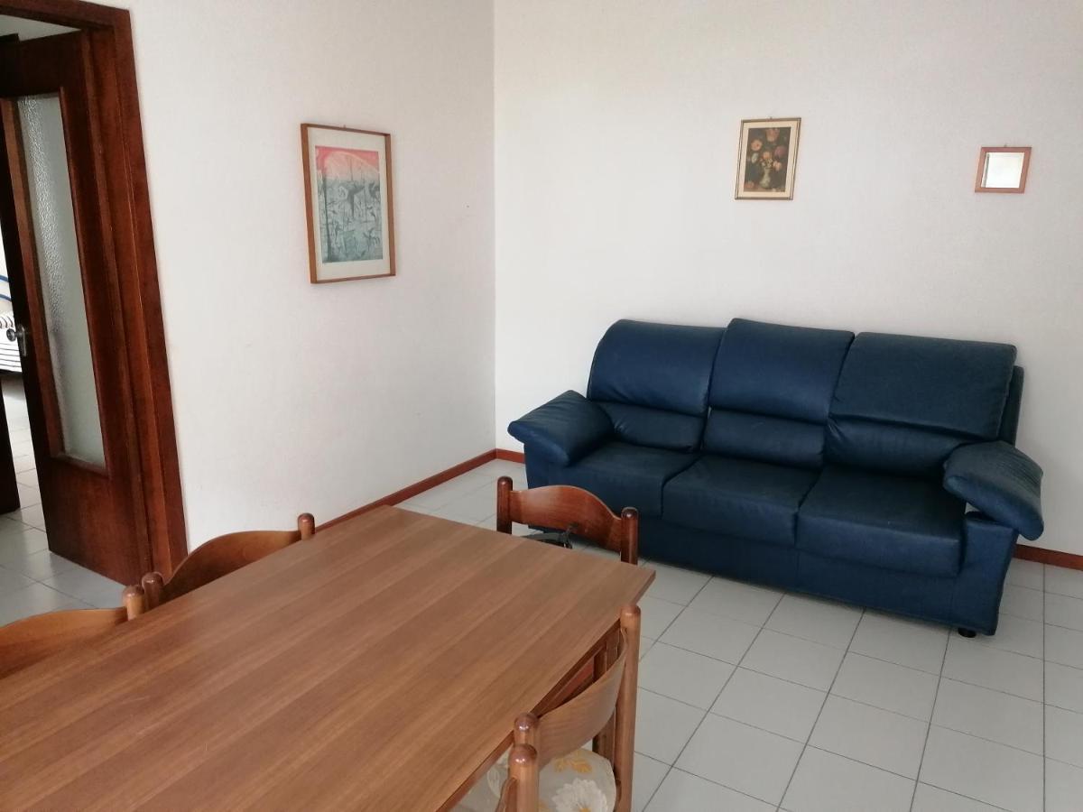 Condominio Rosa Lignano Sabbiadoro Eksteriør billede