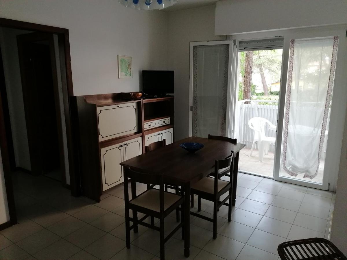 Condominio Rosa Lignano Sabbiadoro Eksteriør billede